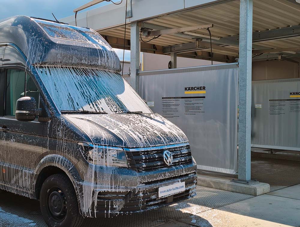 Die Autowaschanlage für einen strahlenden Auftritt.